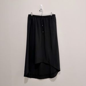 Smart Set, high low skirt, size M, black, good condition